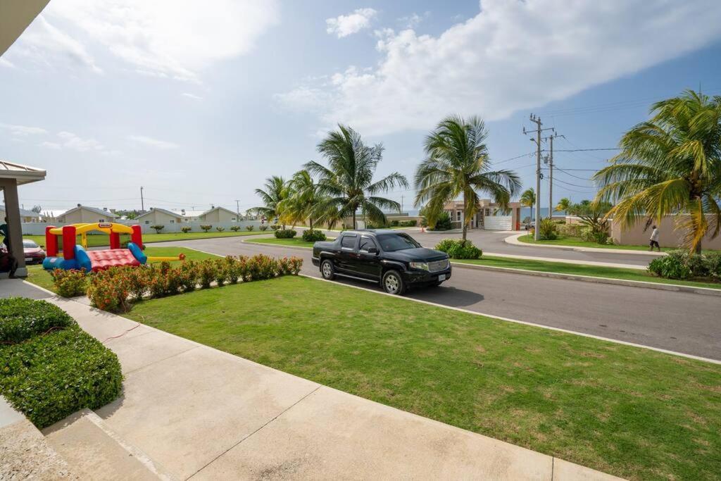 לוסאה Jamaica Reggae Villa מראה חיצוני תמונה